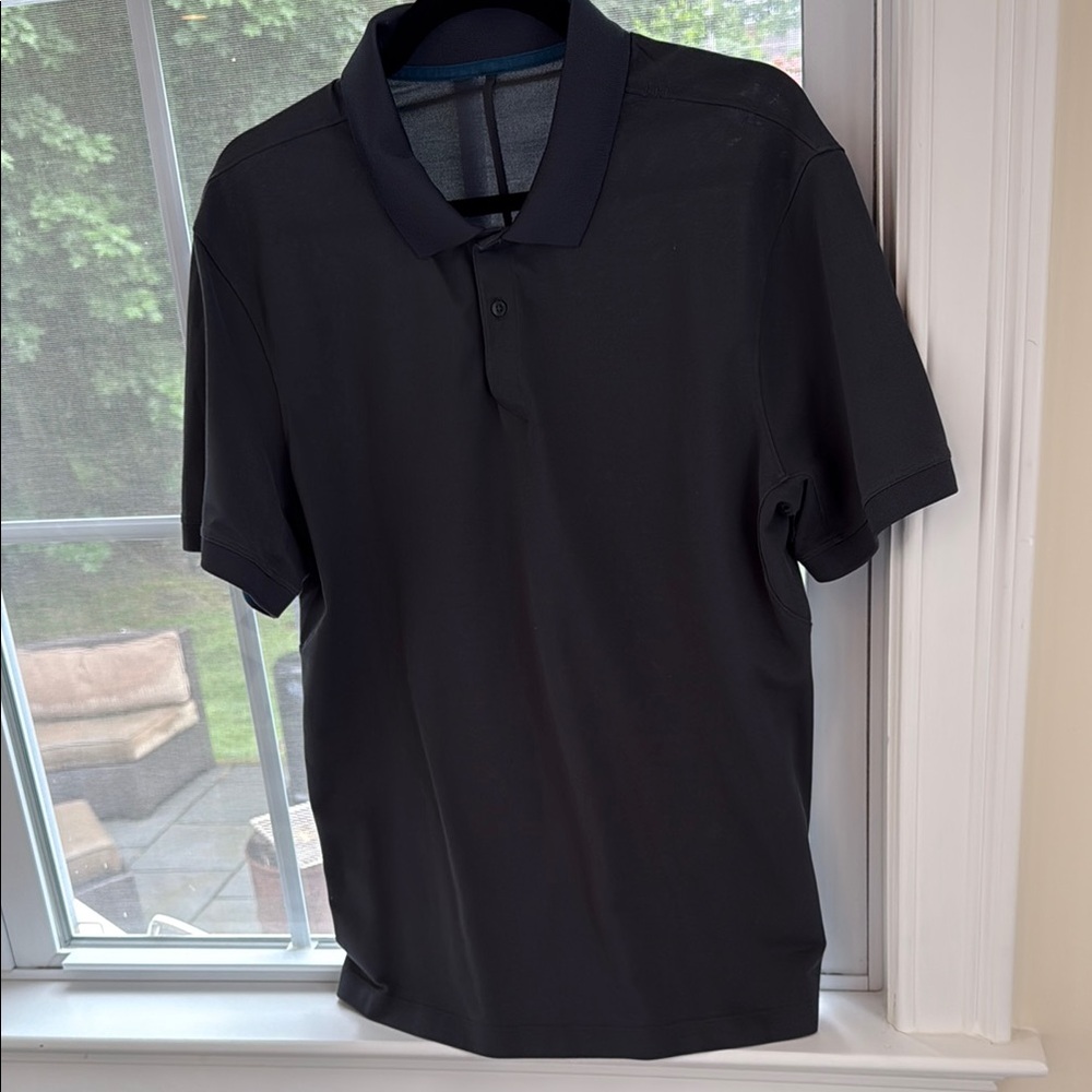 Lululemon size large polo shirt